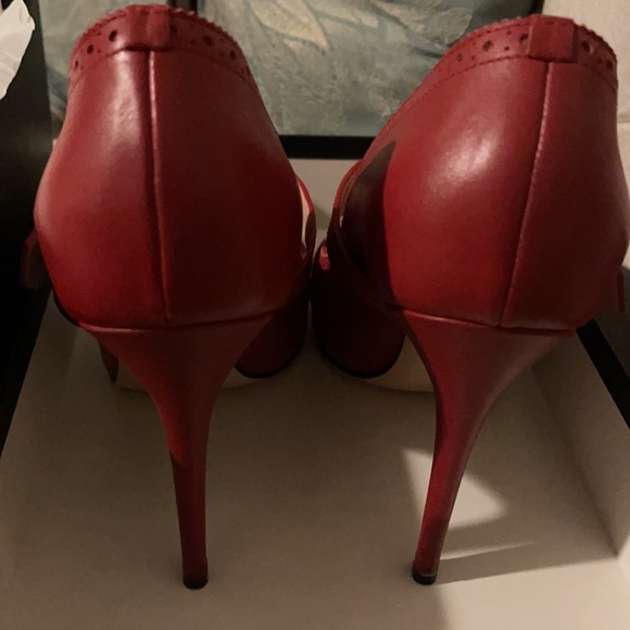 Authentic Red Gucci Dionysus pumps slightly worn - Picture 3 of 16